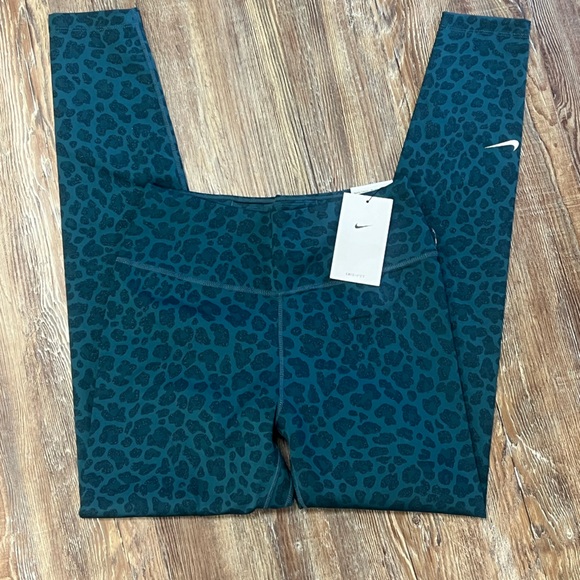 Nike glitter cheetah print leggings - Picture 2 of 3